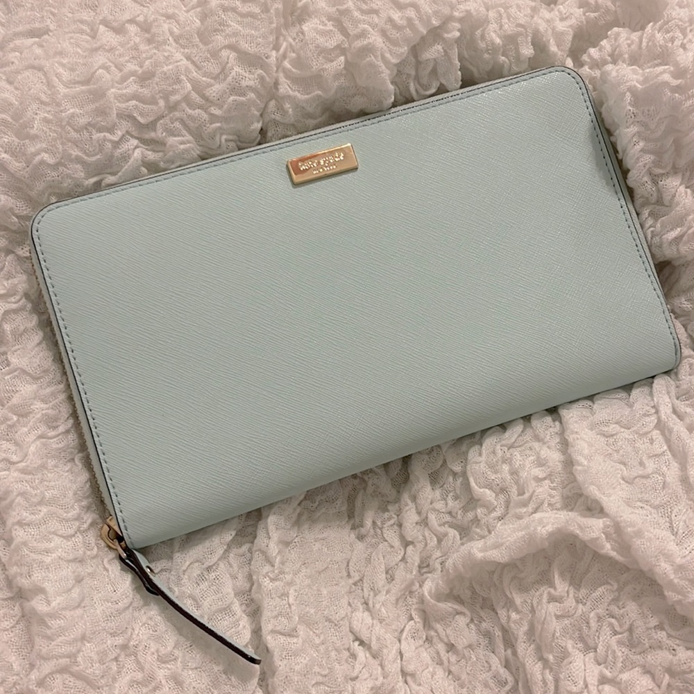 Kate Spade Large Travel Wallet—Mint Color
